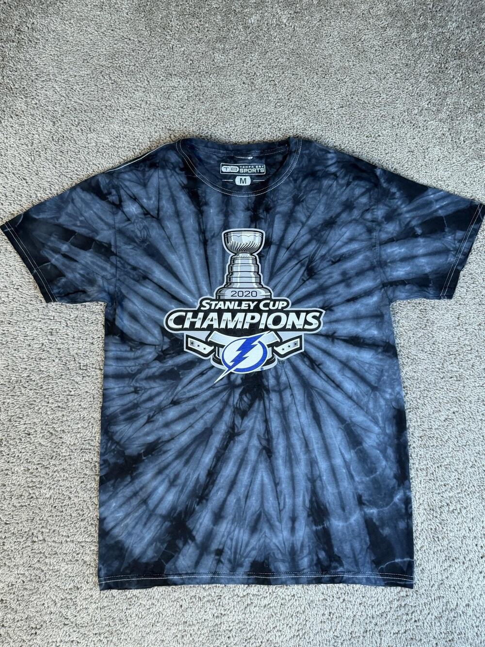 Tampa Bay Lightning Shirt Mens M Black NHL Hockey Tie Dye Short Sleeve Graphic